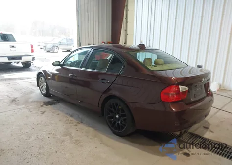 2007 BMW 328Xi z USA, uszkodzony, nr VIN WBAVC93587K031856